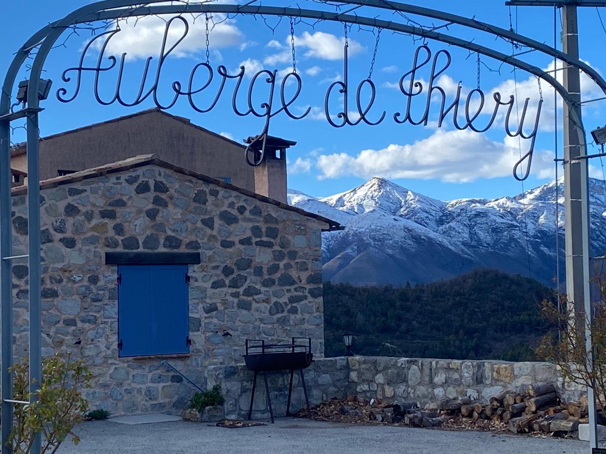 Auberge De Thiery Luaran gambar